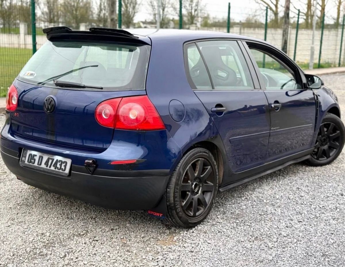 2005 Volkswagen Golf