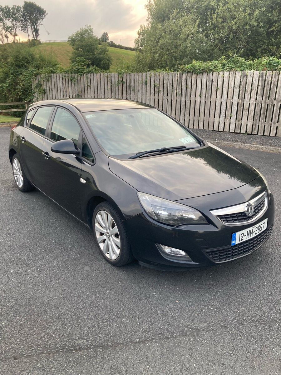 2012 Vauxhall Astra
