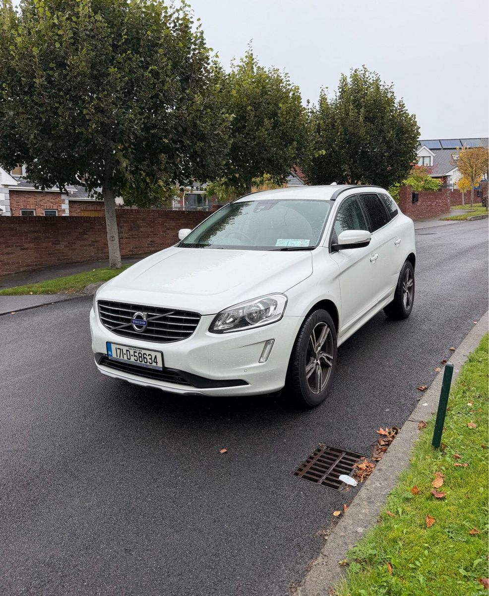 2017 Volvo XC60