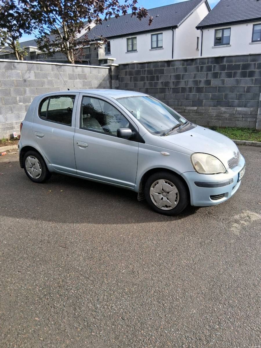 2004 Toyota Yaris