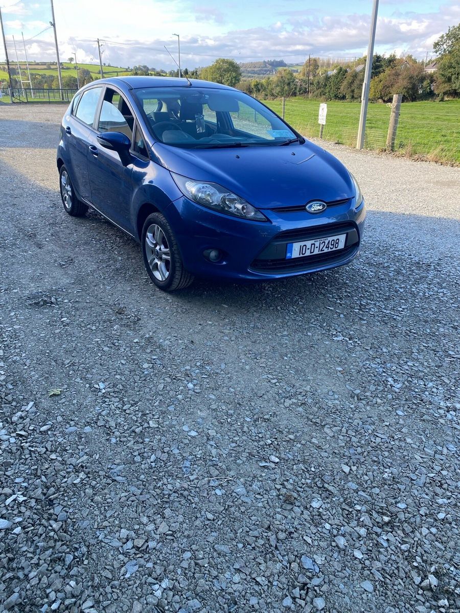 2010 Ford Fiesta