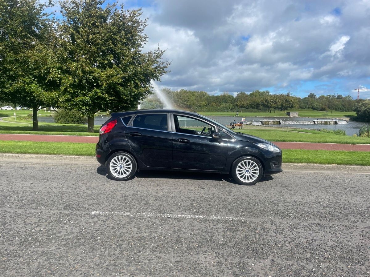 2015 Ford Fiesta