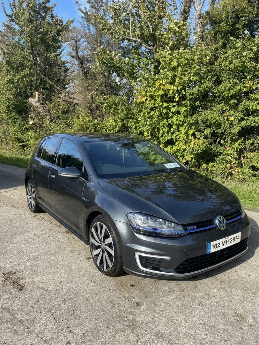 2016 Volkswagen Golf