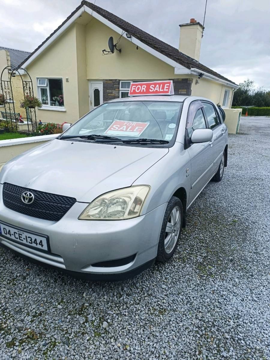 2004 Toyota Corolla