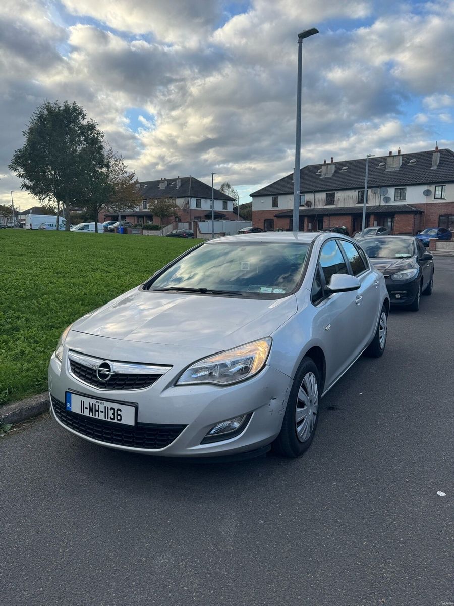 2011 Opel Astra