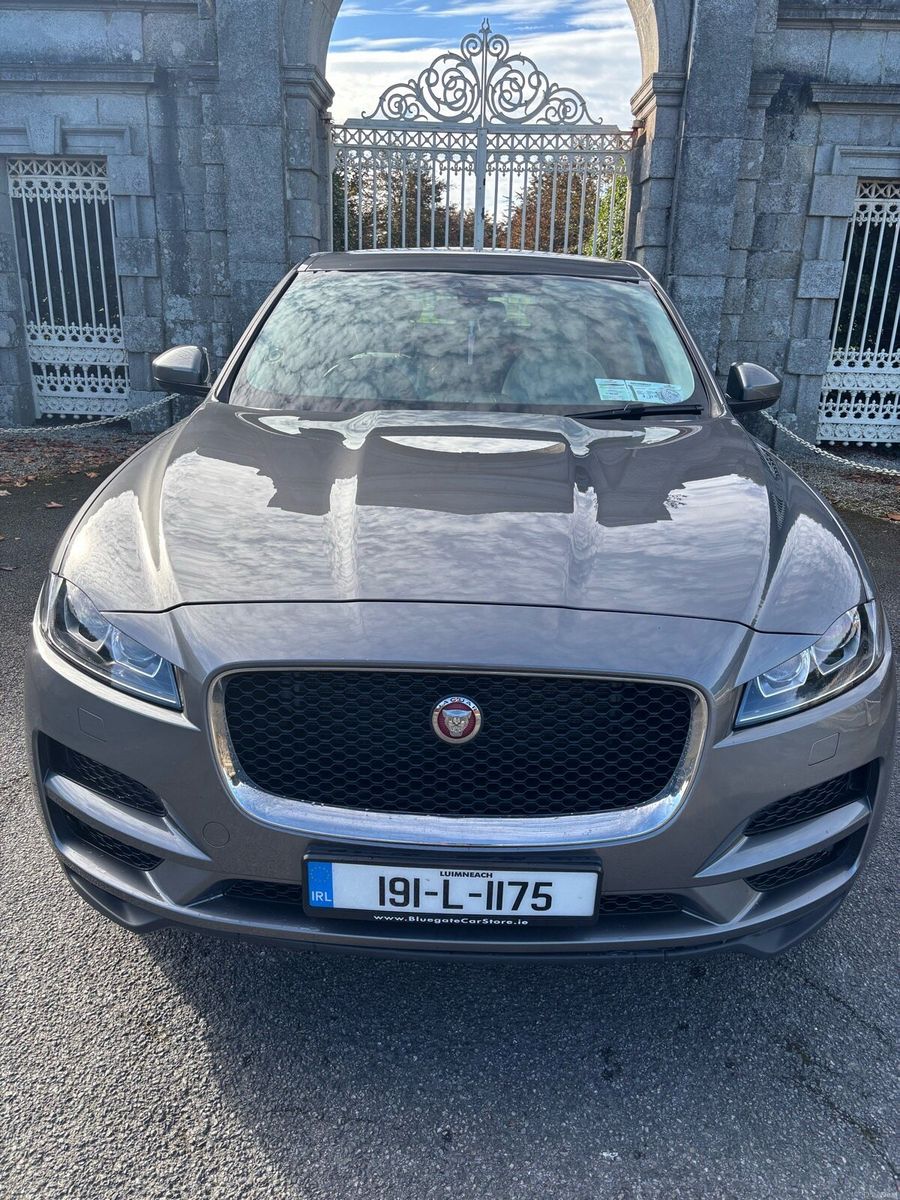 2019 Jaguar F-Pace