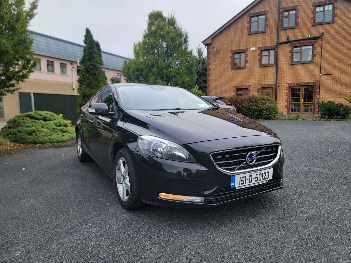 2015 Volvo V40