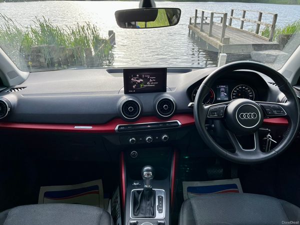 Showroom condition Audi q2 diesel automatic 256807561