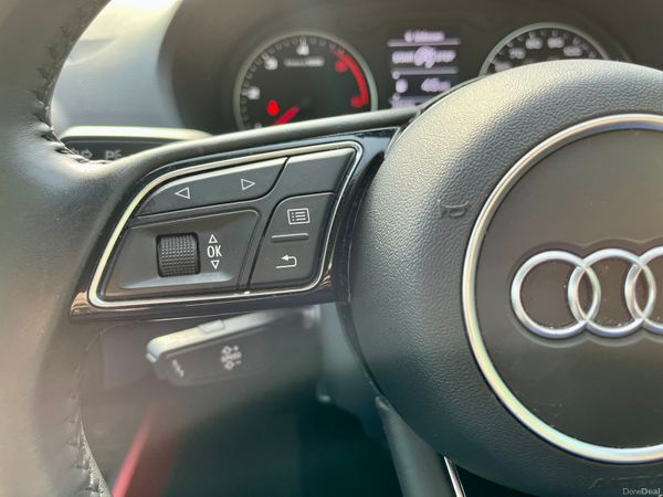 Showroom condition Audi q2 diesel automatic 256807567