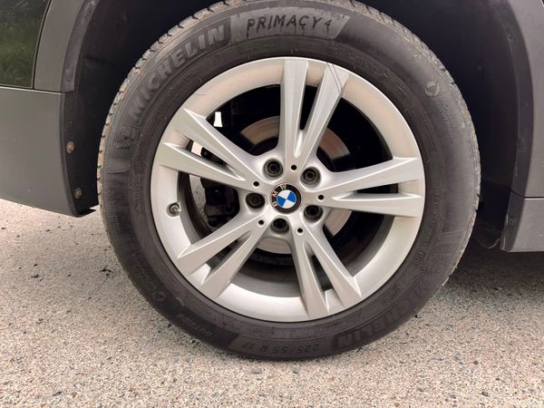 New model BMW X1 automatic 256807591