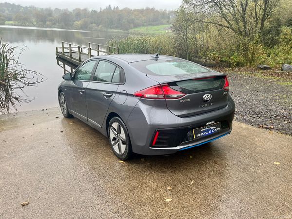 Hybrid Hyundai ioniq 256807757