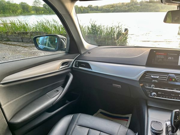 New model BMW 520d diesel excellent condition 257030895