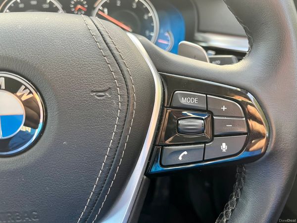 New model BMW 520d diesel excellent condition 257030901