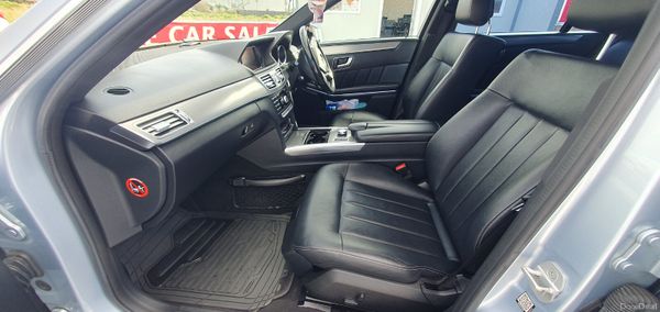 151 Mercedes-Benz E-Class Hybrid 297681872