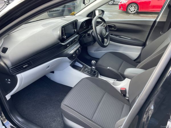 Hyundai i20 2023 298147465