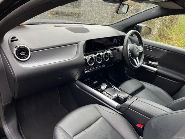 Mercedes-Benz GLA 180 d A/T Progressive 341920381