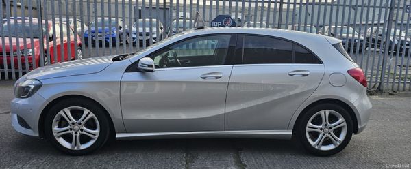 2015 Mercedes-Benz A-180 342391153