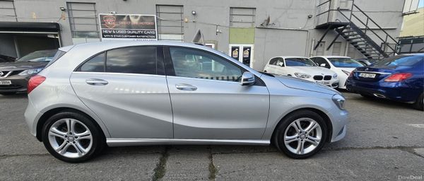 2015 Mercedes-Benz A-180 342391156