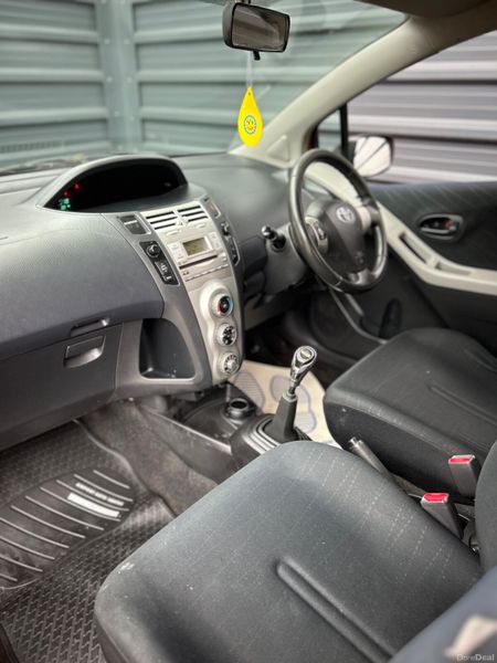 Toyota Yaris 2008 344299573