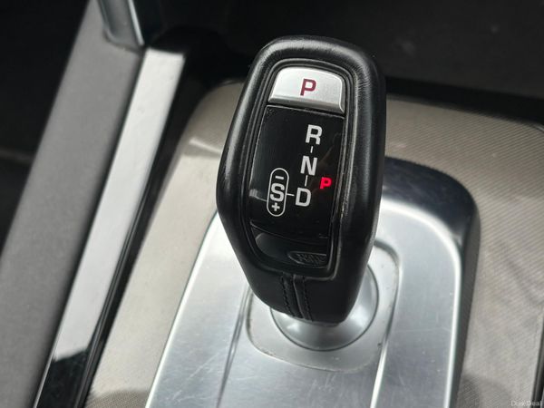 2020 Land Rover Discovery Sport P300E R Dynamic 344323507