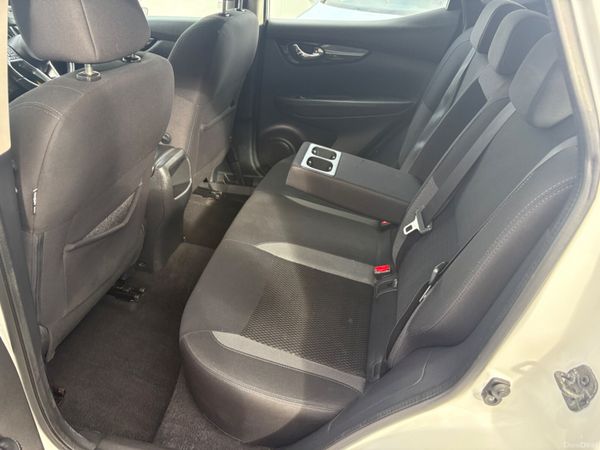 Nissan Qashqai 345674998