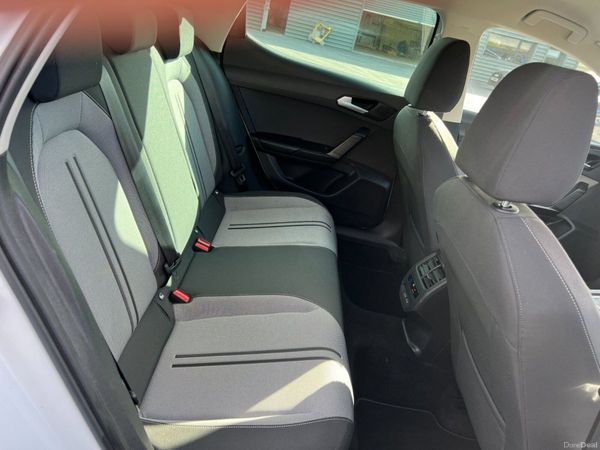 2022 Seat Leon SE Dynamic 2.0 TDI -New Alloys Kit 348437887