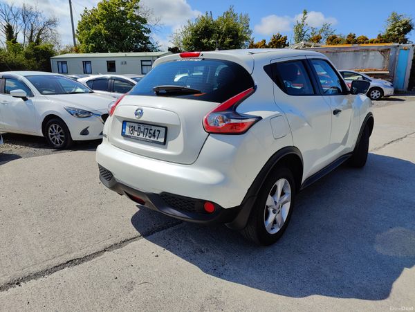 2018 Nissan Juke (Pearl white) Automatic 351872207