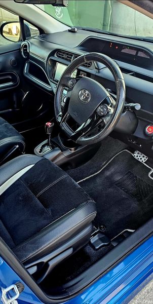 2017 Toyota Aqua G's Edition 351800339