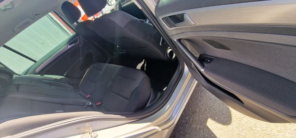 Vw Golf Automatic 352408137