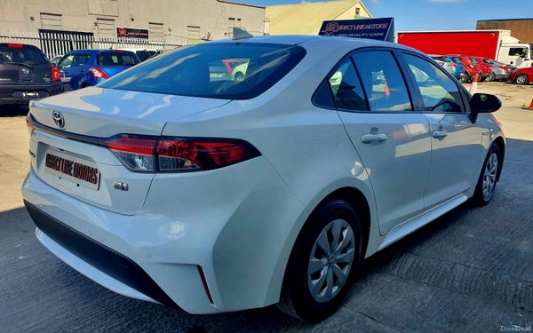 2019 (192) Toyota Corolla Automatic Hybrid 352509599