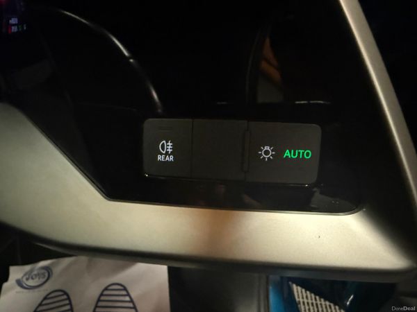 221 Audi A3 1.4 40TFSi E Sport 352669753