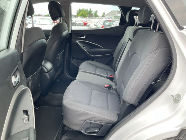 HYUNDAI SANTA FE 2.2 7 SEATER LOW KMS SPOTLESS 353504677