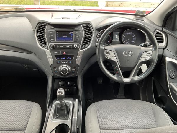 HYUNDAI SANTA FE 2.2 7 SEATER LOW KMS SPOTLESS 353504679