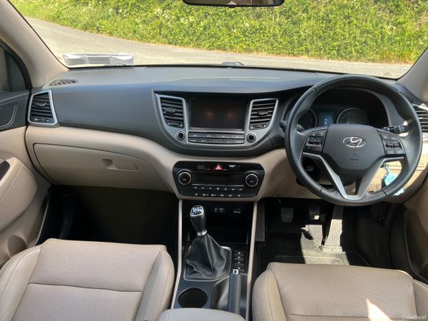 Hyundai Tucson 1.7 D Executive SE 354644093