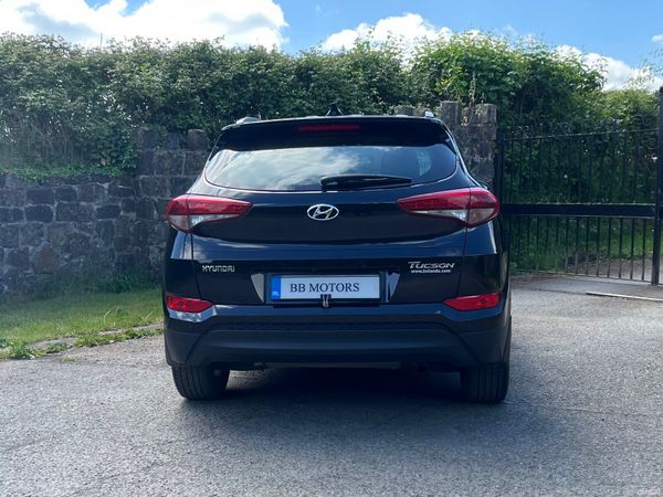 Hyundai Tucson 1.7 D Executive SE 354644101