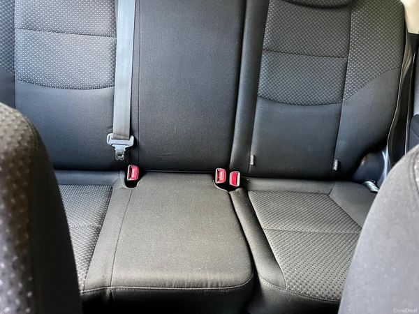 Hyundai i30 2011 ( NCT 10/26, TAX 02/26) 354788815