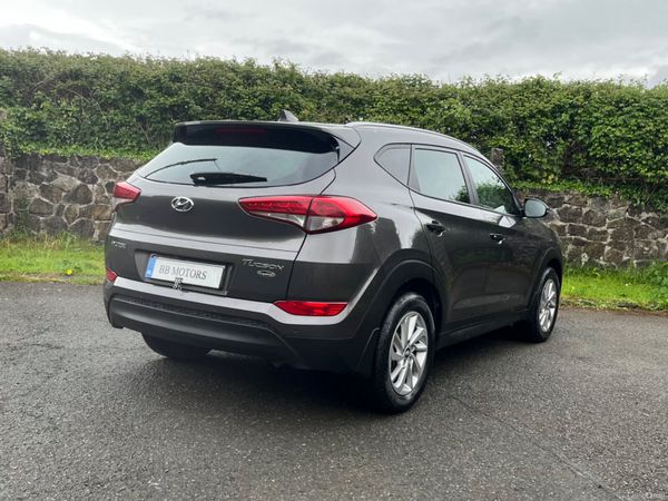 Hyundai Tucson 1.7 D Executive SE 354956745