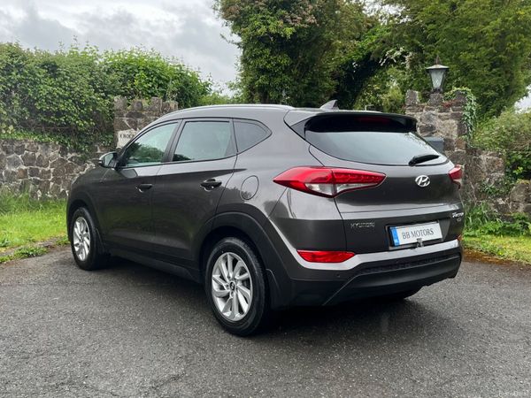 Hyundai Tucson 1.7 D Executive SE 354956765