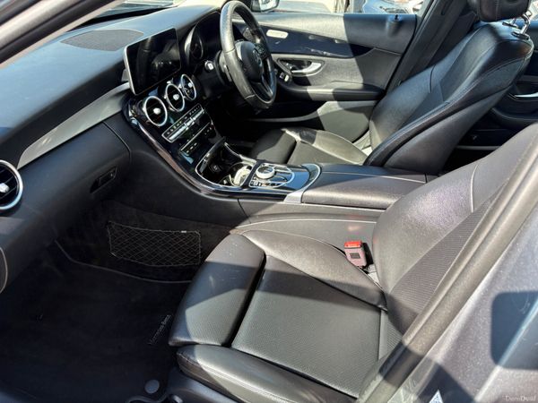 Mercedes-Benz C-Class 354912329