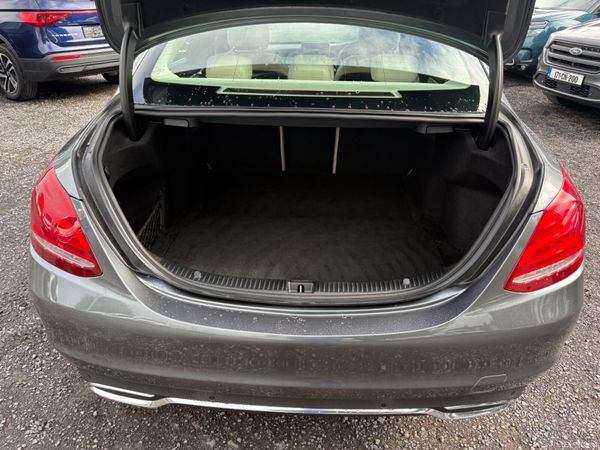 Mercedes-Benz C-Class 355828643