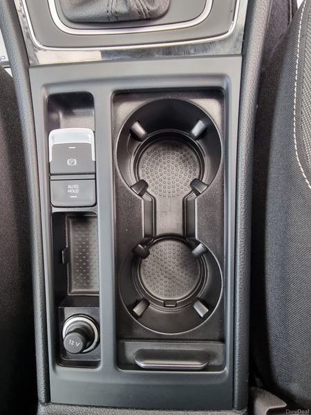 2016 Volkswagen Golf  Automatic 356695003