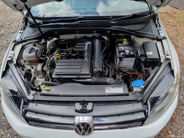 2016 Volkswagen Golf  Automatic 356696757