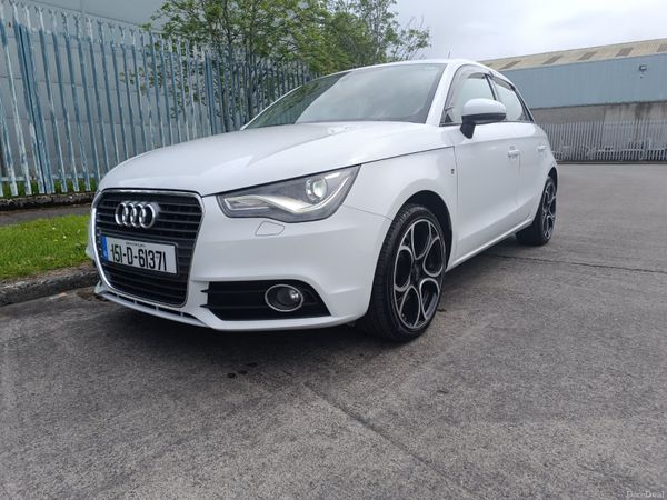 Audi A1 2015 356708807