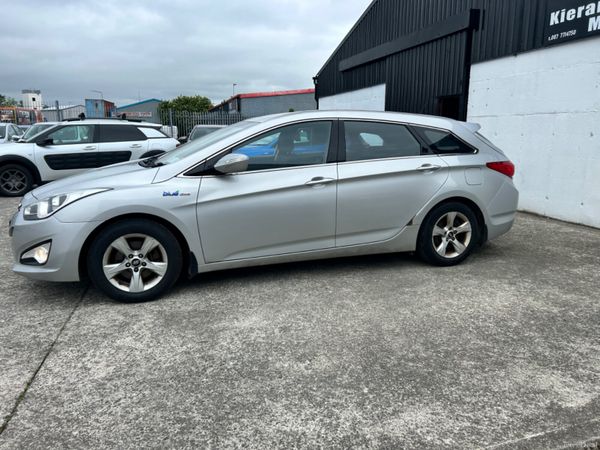 2014 Hyundai i40. FRESH NCT 357025229