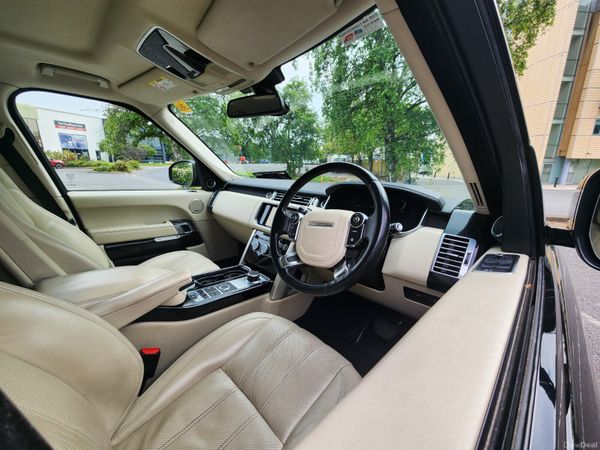 2013 Land Rover Range Rover Vogue, 5 of 11