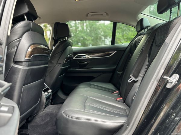 2017 BMW 7-Series 730D 359003628