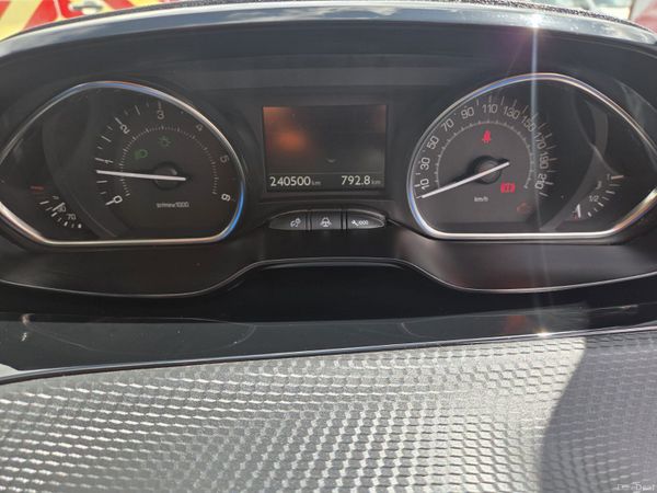 Peugeot 2008 359180337