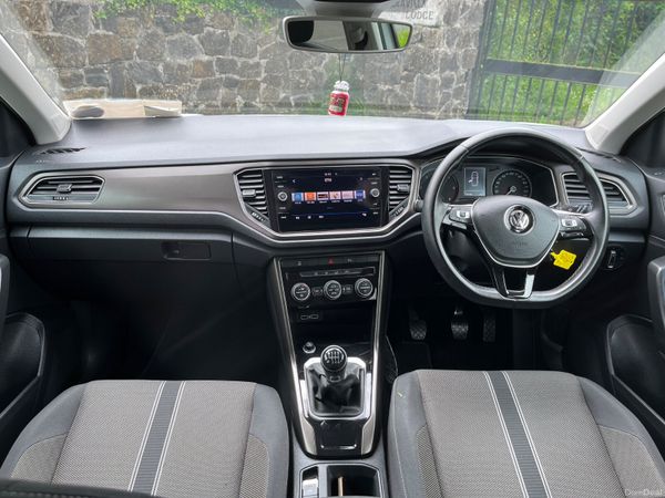 Volkswagen T-Roc 1.6 TDI 115bhp Design 359732649