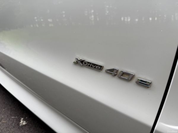 BMW X5 2016 Pearl White 359960521