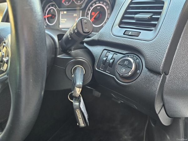 OPEL INSIGNIA 2.0 140 BHP // 11/25 NCT 360231019